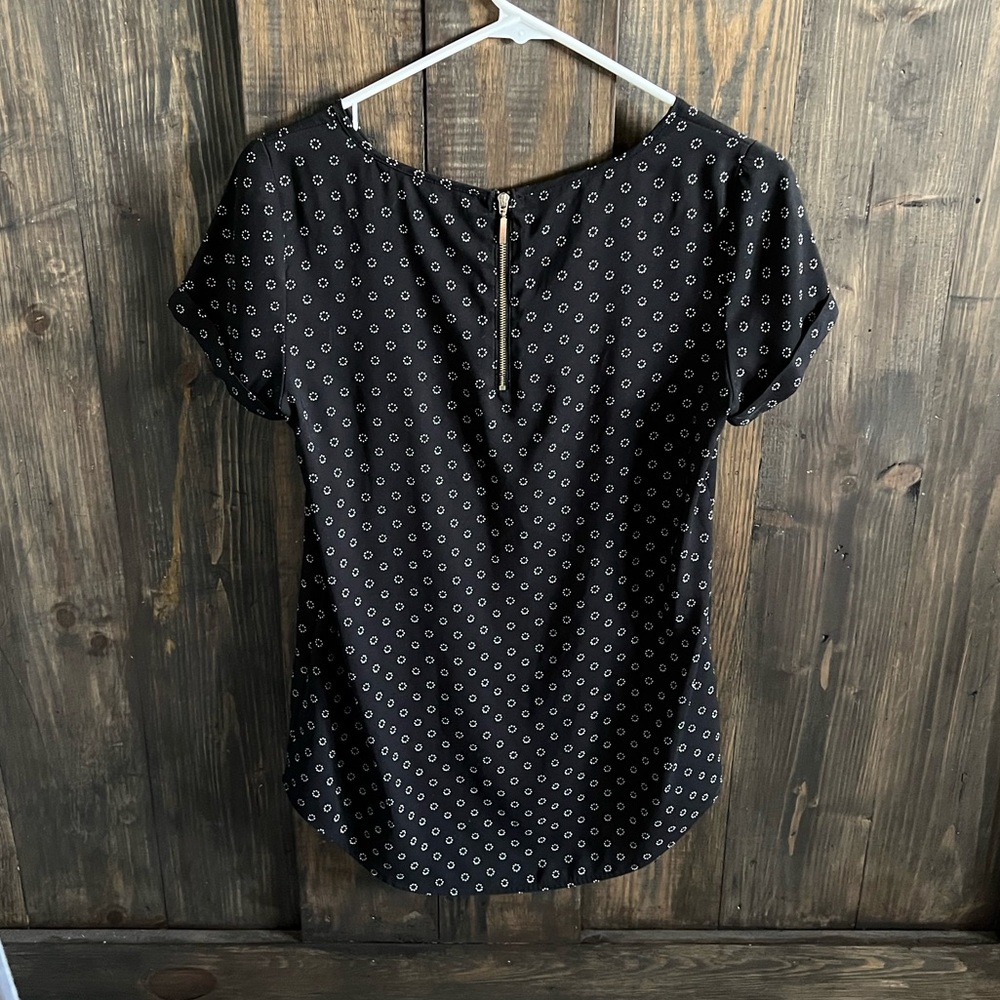 Express Top - Picture 2 of 3